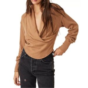 Elegant Women's Cardigan in Tan